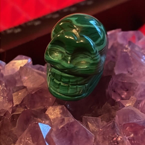 MALACHITE SKULLS - Picture 8 of 10